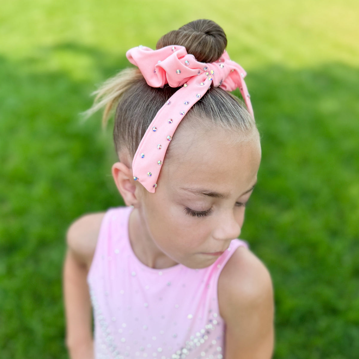 Spandex Light Pink Tailscrunchie
