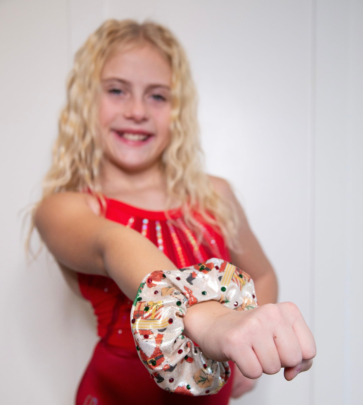 Holly Glam Scrunchie